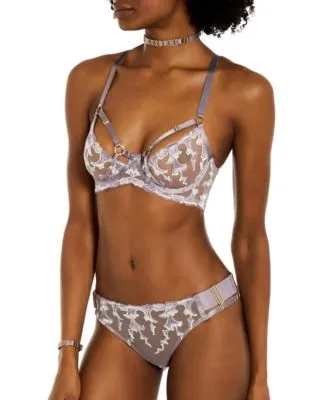 Aurea Brief