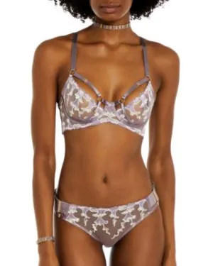 Aurea Brief